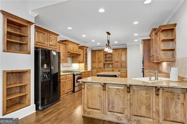 2414 Glenmore Lane, Snellville, GA 30078