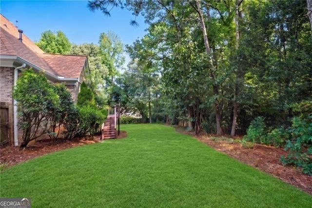 2414 Glenmore Lane, Snellville, GA 30078