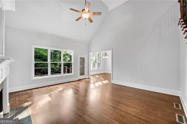 2414 Glenmore Lane, Snellville, GA 30078