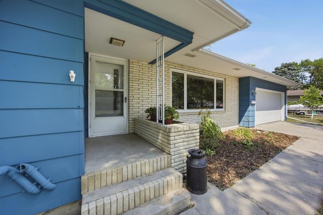1418 22nd Avenue S, Moorhead, MN 56560