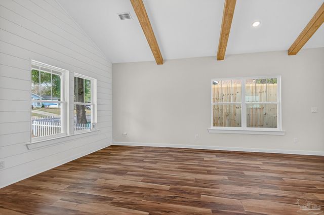 1106 N E St, Pensacola, FL 32501