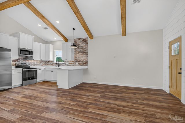 1106 N E St, Pensacola, FL 32501