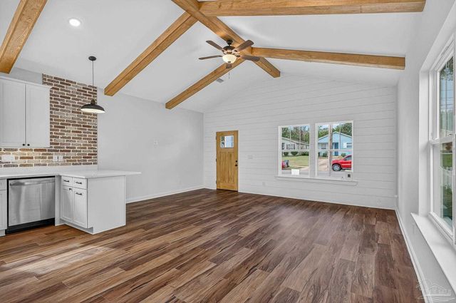 1106 N E St, Pensacola, FL 32501