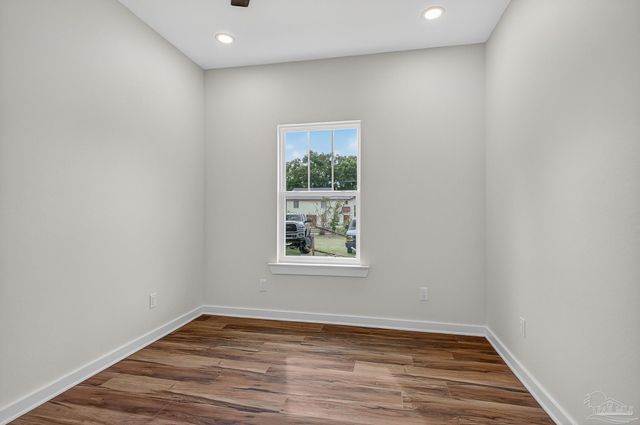 1106 N E St, Pensacola, FL 32501