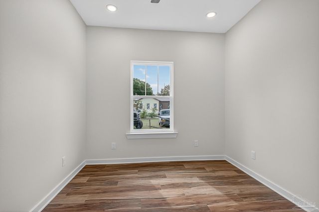 1106 N E St, Pensacola, FL 32501