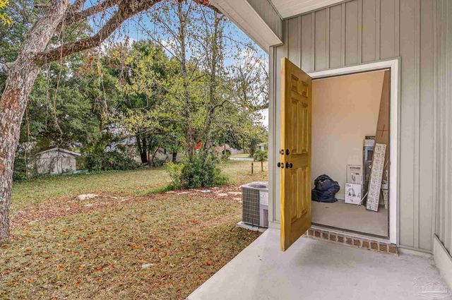 1106 N E St, Pensacola, FL 32501