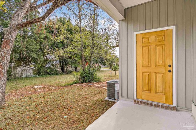 1106 N E St, Pensacola, FL 32501