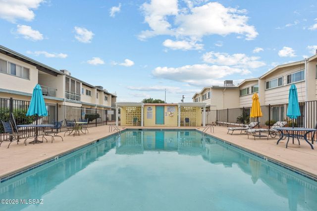 1439 S Jones Blvd Apt D7, Tucson, AZ 85713