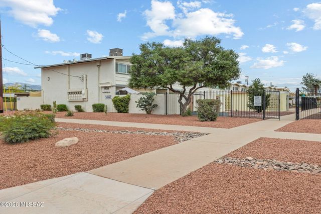 1439 S Jones Blvd Apt D7, Tucson, AZ 85713