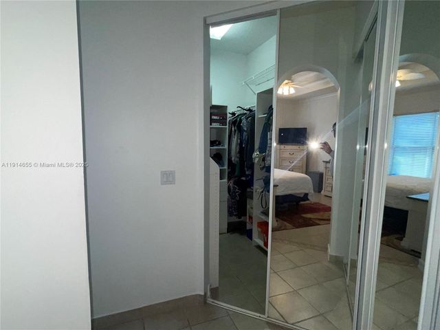 7009 NW 113th Ave, Parkland, FL 33076