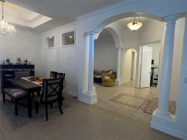 7009 NW 113th Ave, Parkland, FL 33076