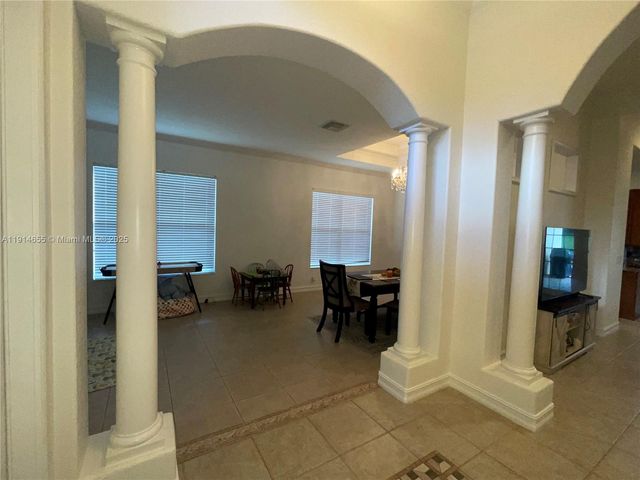 7009 NW 113th Ave, Parkland, FL 33076