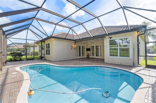 7009 NW 113th Ave, Parkland, FL 33076