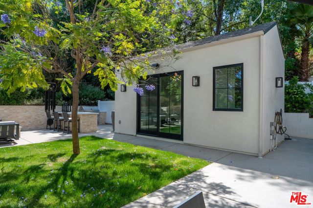 5266 Vanalden Avenue, Tarzana (los Angeles), CA 91356