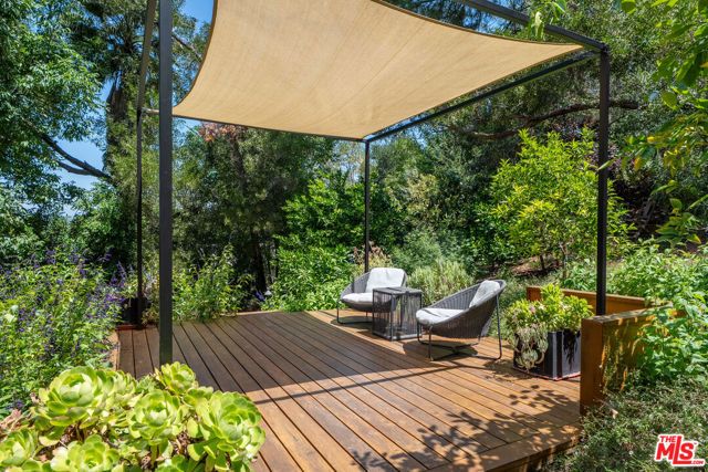 5266 Vanalden Avenue, Tarzana (los Angeles), CA 91356