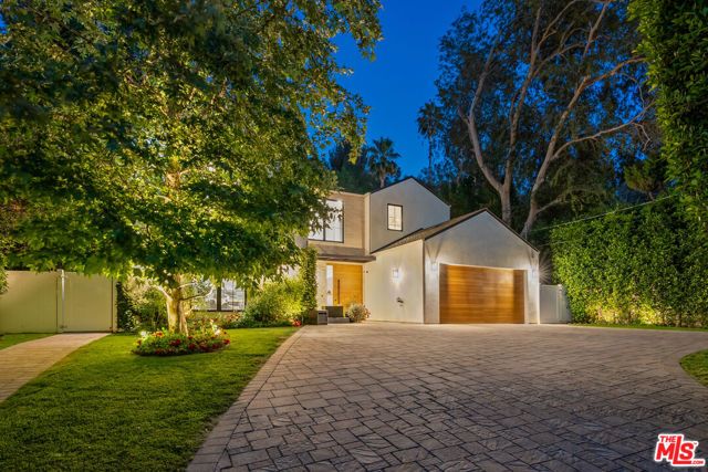 5266 Vanalden Avenue, Tarzana (los Angeles), CA 91356