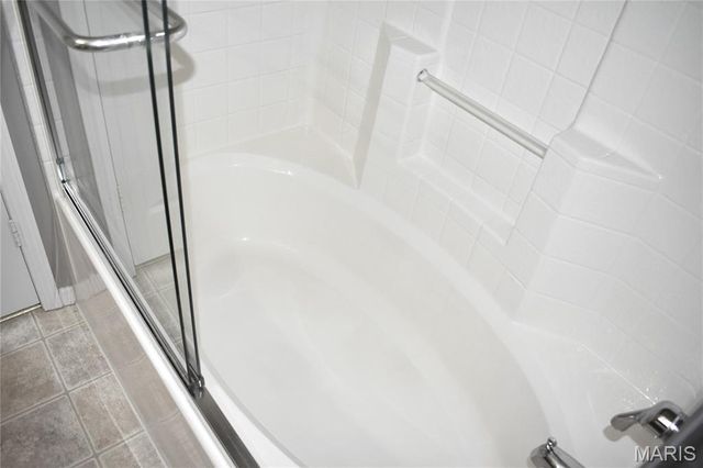 31 Kassebaum Lane 304, St Louis, MO 63129