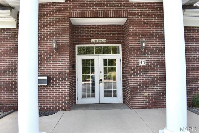 31 Kassebaum Lane 304, St Louis, MO 63129