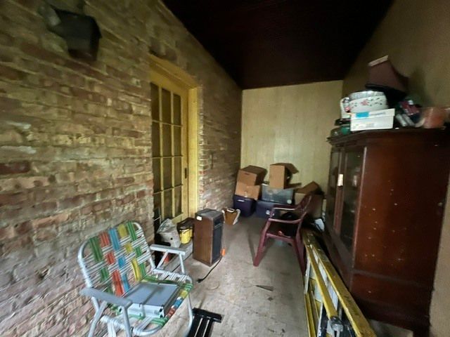 8253 S Kimbark Avenue, Chicago, IL 60619