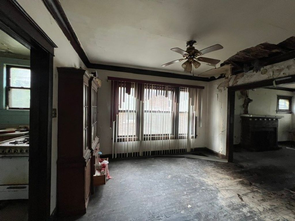 8253 S Kimbark Avenue, Chicago, IL 60619 — photo 5