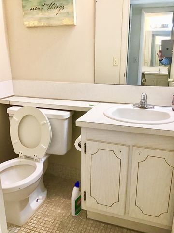 7 Oakridge B 7, Deerfield Beach, FL 33442