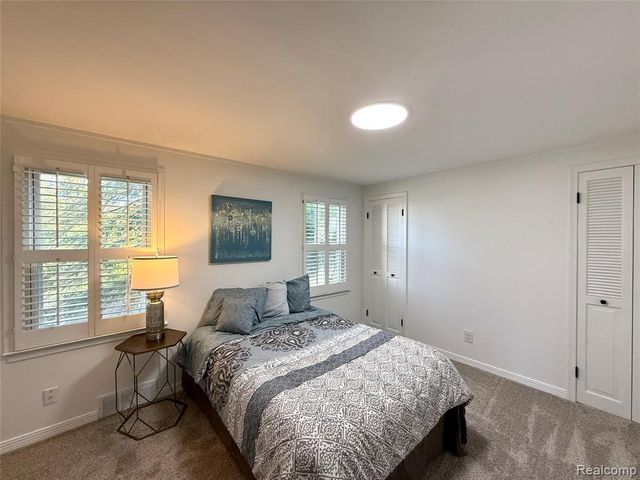 38552 Macintosh Court, Clinton Township, MI 48036