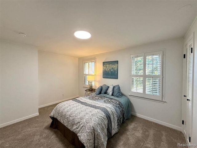 38552 Macintosh Court, Clinton Township, MI 48036