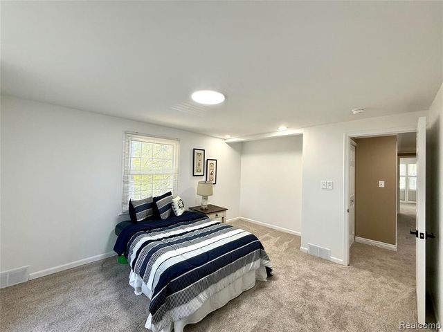 38552 Macintosh Court, Clinton Township, MI 48036