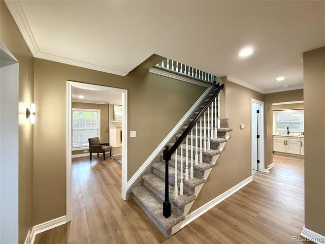 38552 Macintosh Court, Clinton Township, MI 48036