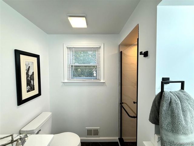 38552 Macintosh Court, Clinton Township, MI 48036
