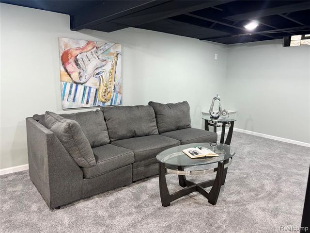 38552 Macintosh Court, Clinton Township, MI 48036