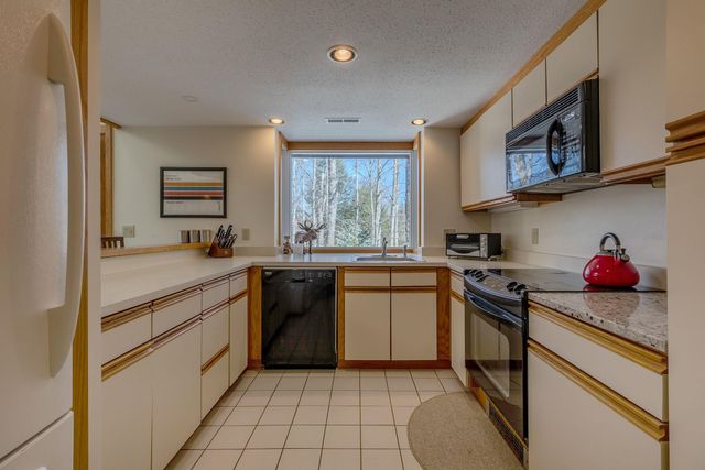 39 Pond View Road 39, Winhall, VT 05340