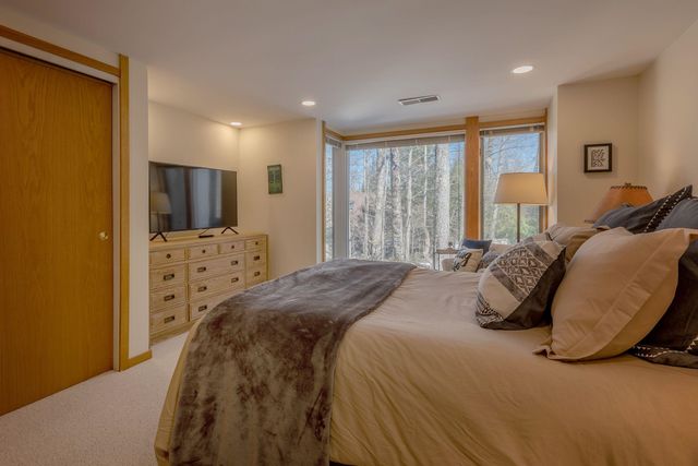 39 Pond View Road 39, Winhall, VT 05340