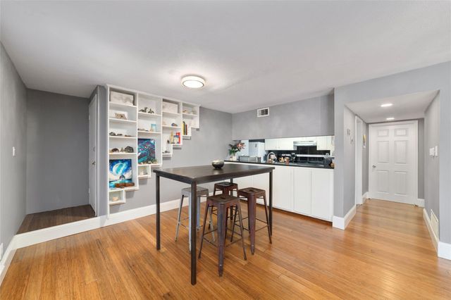 1909 Brun Street 17, Houston, TX 77019