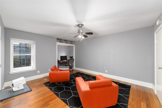 1909 Brun Street 17, Houston, TX 77019