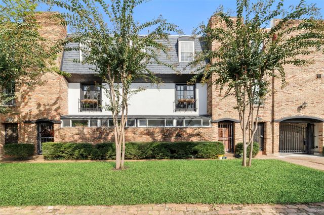 1909 Brun Street 17, Houston, TX 77019