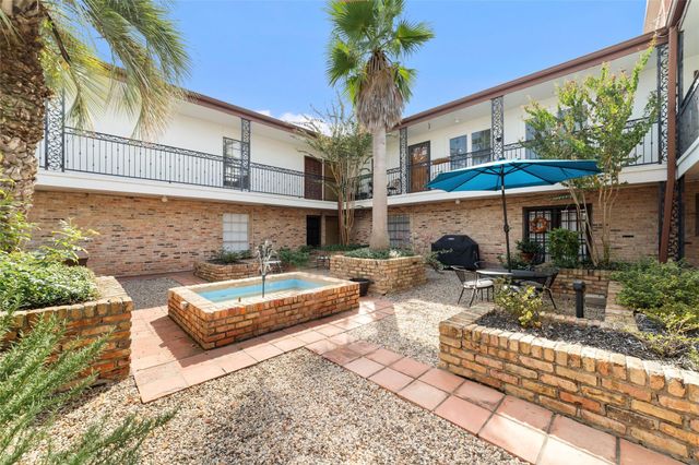 1909 Brun Street 17, Houston, TX 77019