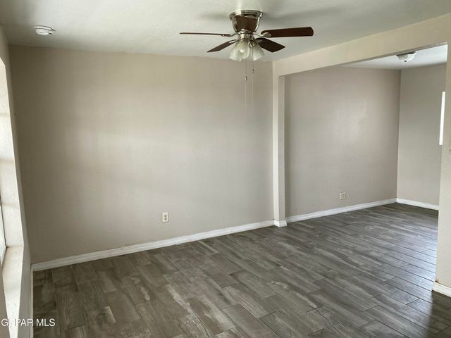 2927 MOBILE Avenue, El Paso, TX 79930