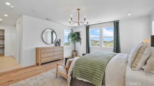 29718 Calle La Roca, Valencia, CA 91354