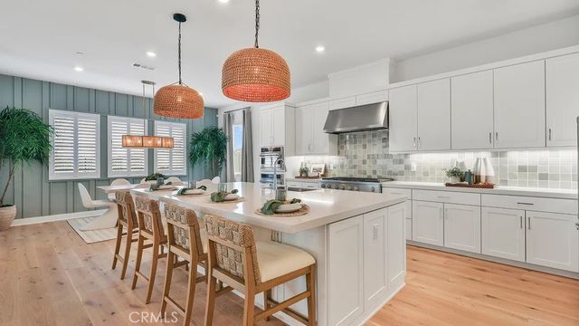 29718 Calle La Roca, Valencia, CA 91354