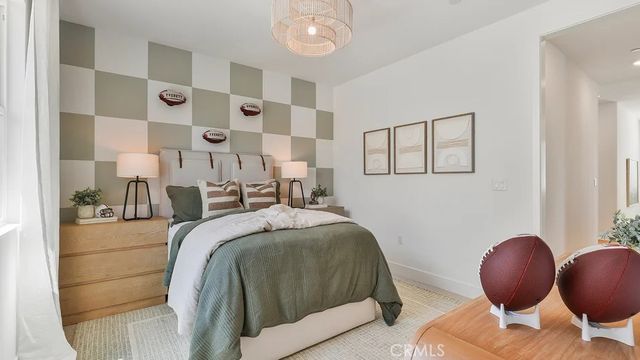 29718 Calle La Roca, Valencia, CA 91354