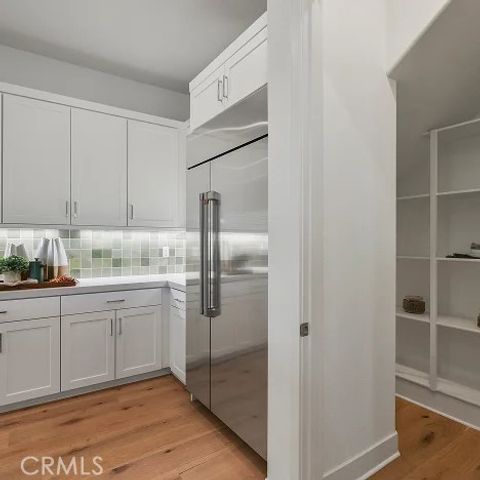 29718 Calle La Roca, Valencia, CA 91354