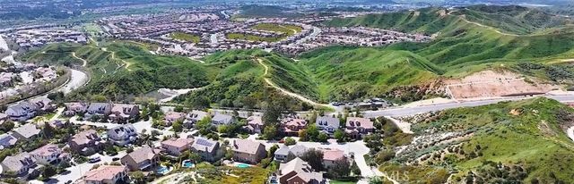 29718 Calle La Roca, Valencia, CA 91354