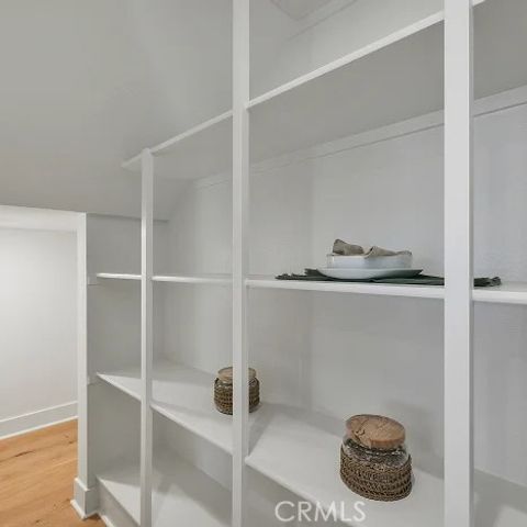 29718 Calle La Roca, Valencia, CA 91354