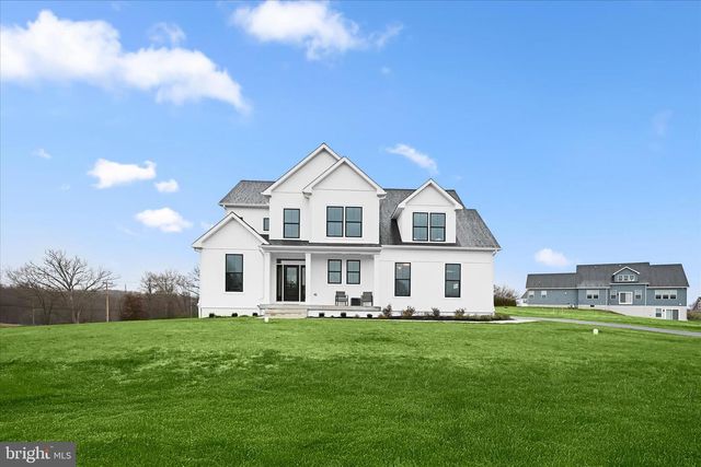 2001A CLOVER DR, Finksburg, MD 21048