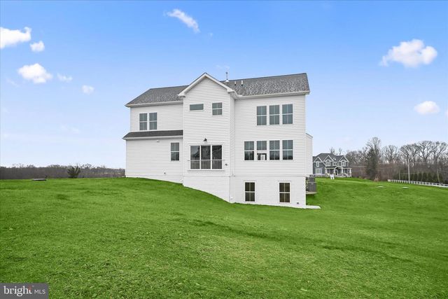 2001A CLOVER DR, Finksburg, MD 21048