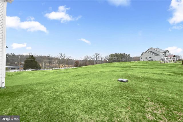 2001A CLOVER DR, Finksburg, MD 21048