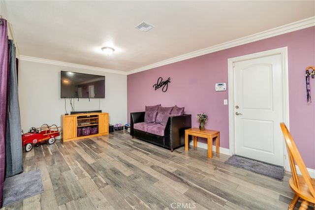 501 N Glenn Place, Ontario, CA 91764