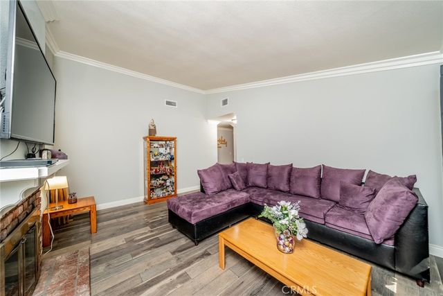 501 N Glenn Place, Ontario, CA 91764