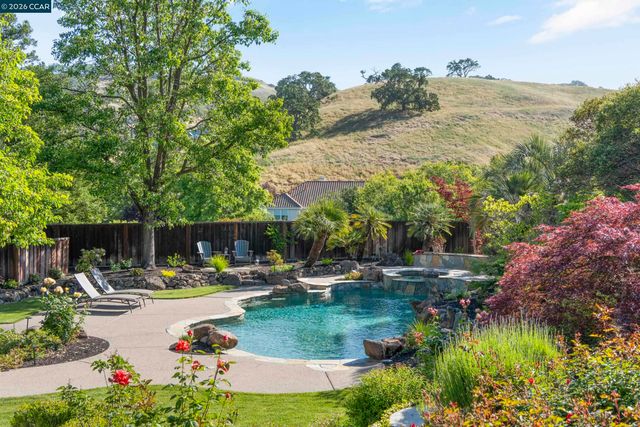 115 Byerley Ct, Alamo, CA 94507